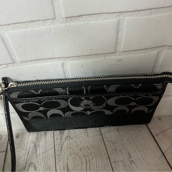 Coach Black Silver Signature Monogram Canvas Stripe Wristlet Wallet Metallic EUC - Picture 6 of 16
